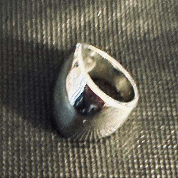 Smooth Shiny Stainless Steel Contemporary Band Ring Size 6 3/4 - Picture 2 of 10